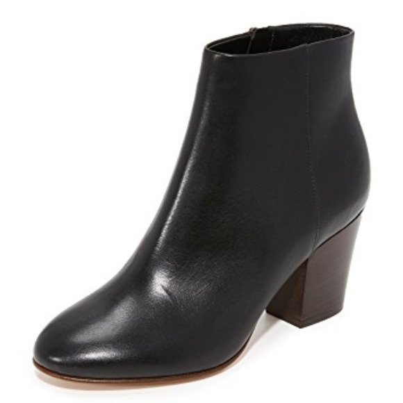 Club Monaco Shoes - Club Monaco black leather stacked heel bootie